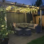 Lindas Lodge Free Parking Air Con Plus Provisions Included